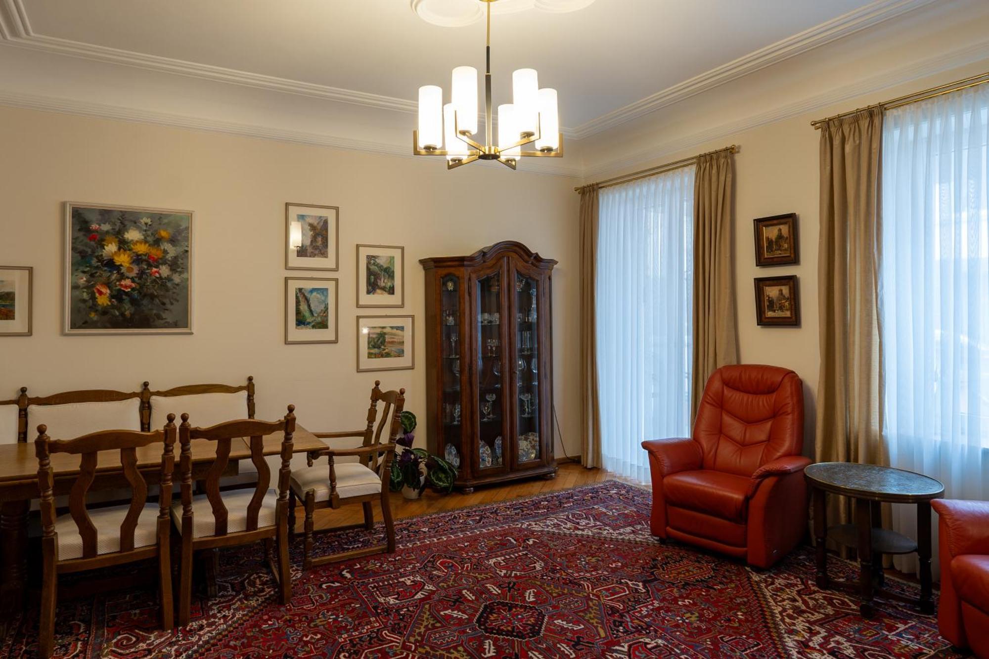 Neu - 4 Zimmer, 4 Betten, 5 Min Zum Hbf, Terrasse, 160Qm Augsburg Buitenkant foto